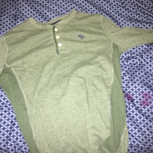 green abercrombie and fitch sweater